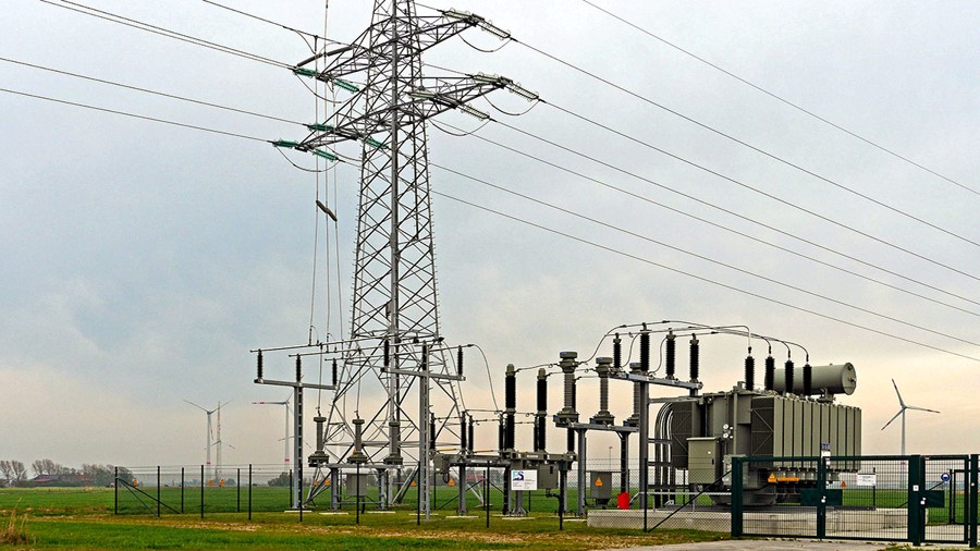 Power Grid Construction for Telecoms